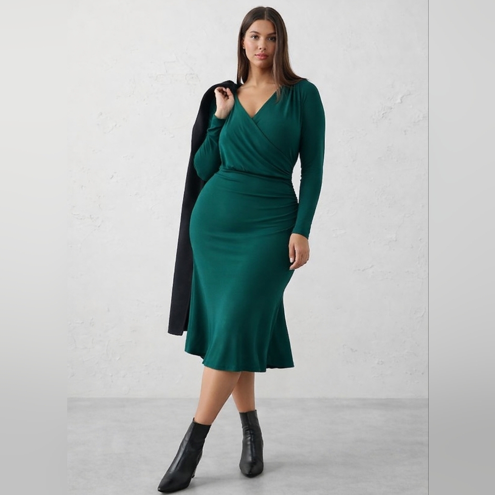 Banana Republic Soft Luxe Wrap Style Maxi Dress Emerald Green Long Sleeve XL